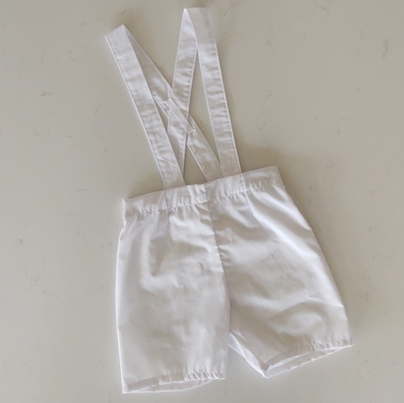 Caught ya Lookin' | Suspender Shorts - Picture 3 of 5